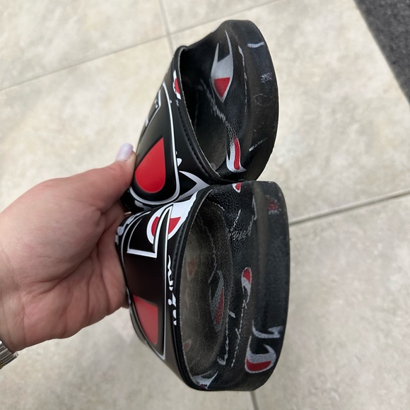 Boys champion slides size 6 - Picture 5 of 7